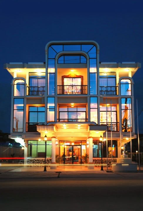 Little Rock Suites, 10 Main and Church Streets, New Amsterdam, Berbice
